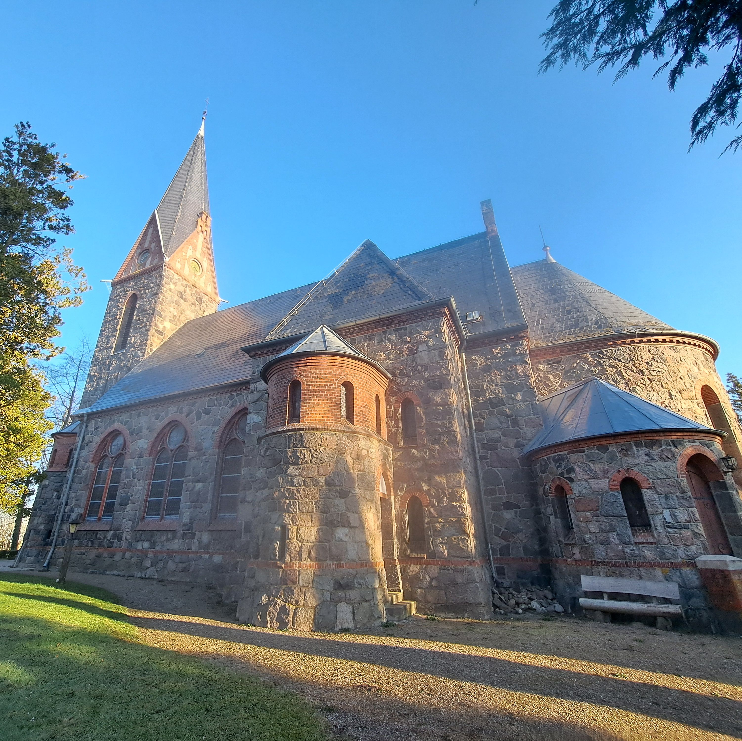 Die Christuskirche zu Hansühn